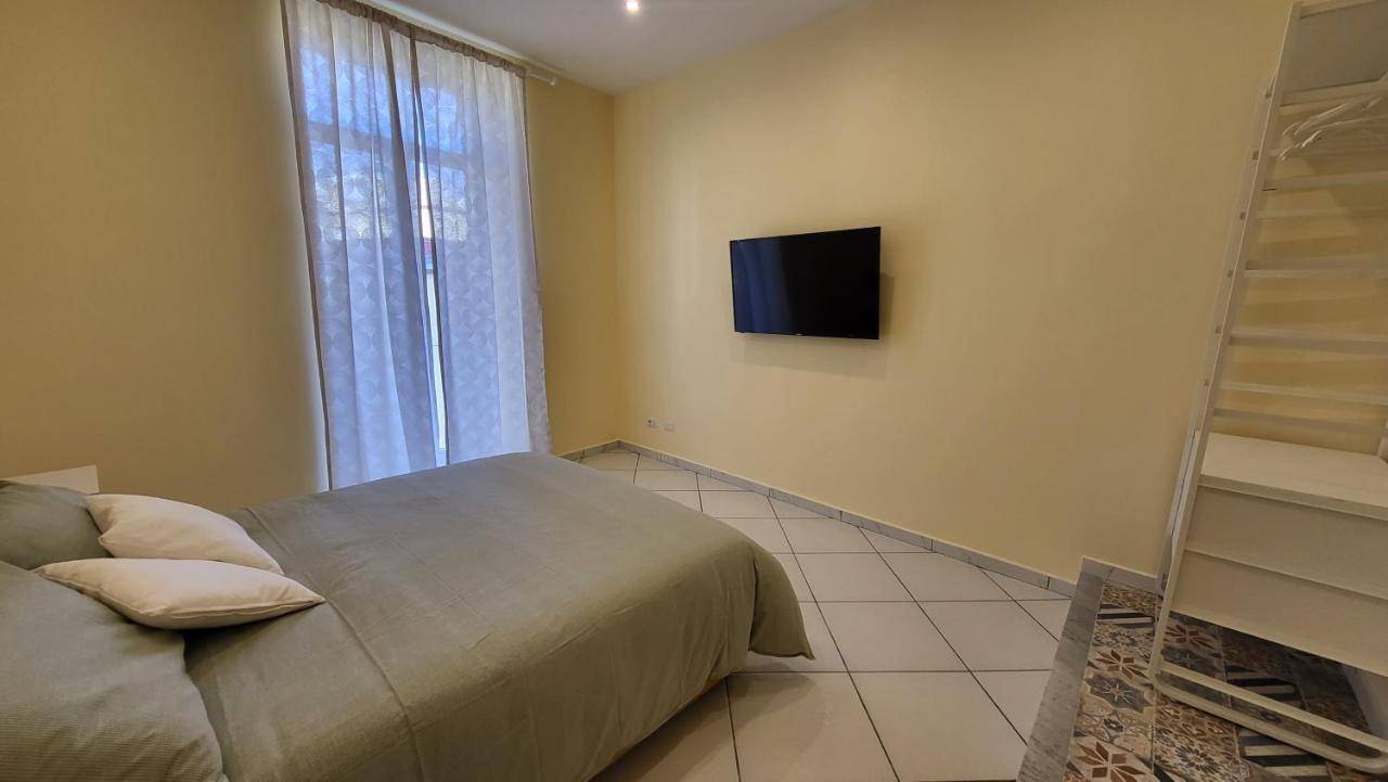 La Casa Di Bruno Suites Nápoly Kültér fotó